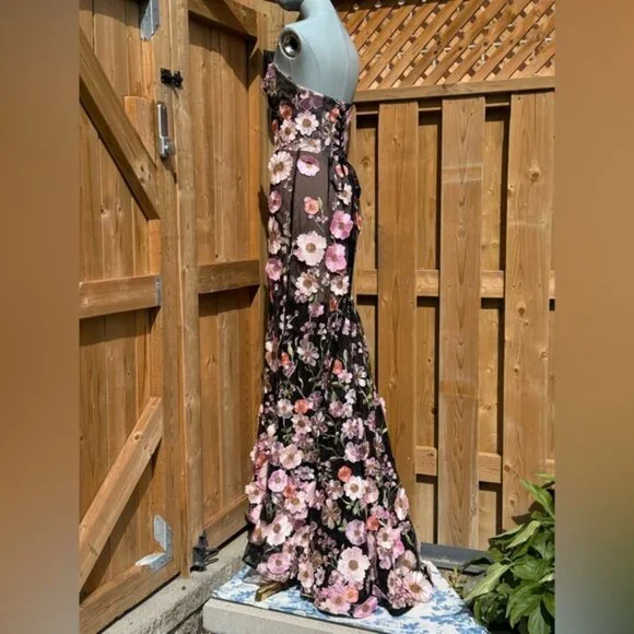 🆕 BRONX & BANCO 🧿 NWOT Jasmine Floral-Appliqued Gown, Black Multi - Sz L US 8 - Picture 9 of 16